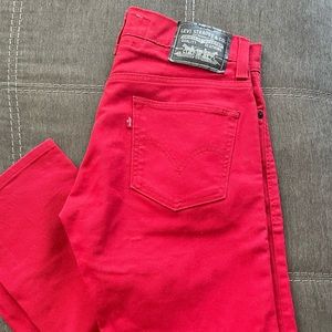 Red Levi’s Jeans 32x30